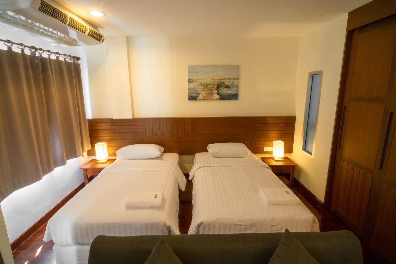 Hotel Baan Chuan Chom Pattaya Esterno foto